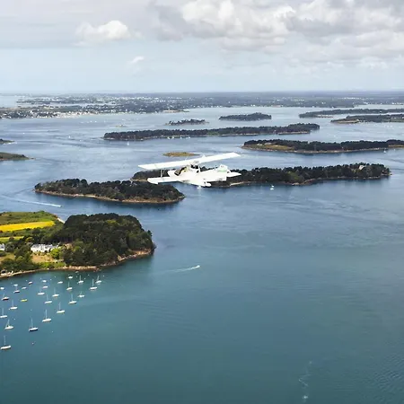 Detente Et Vue Sur Le Port A